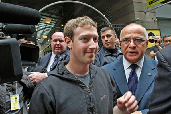 Ông chủ của Facebook- Lập trình viên Mark Zuckerberg